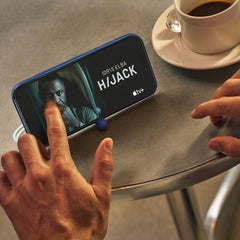 Beats iPhone 17 Kickstand Case